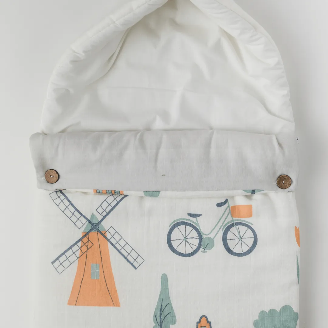 Awesome Amsterdam Baby Carrier Nest (Muslin) -Carrying Nest Bag Portable Travelling Bed for Infants for 0-4 Months