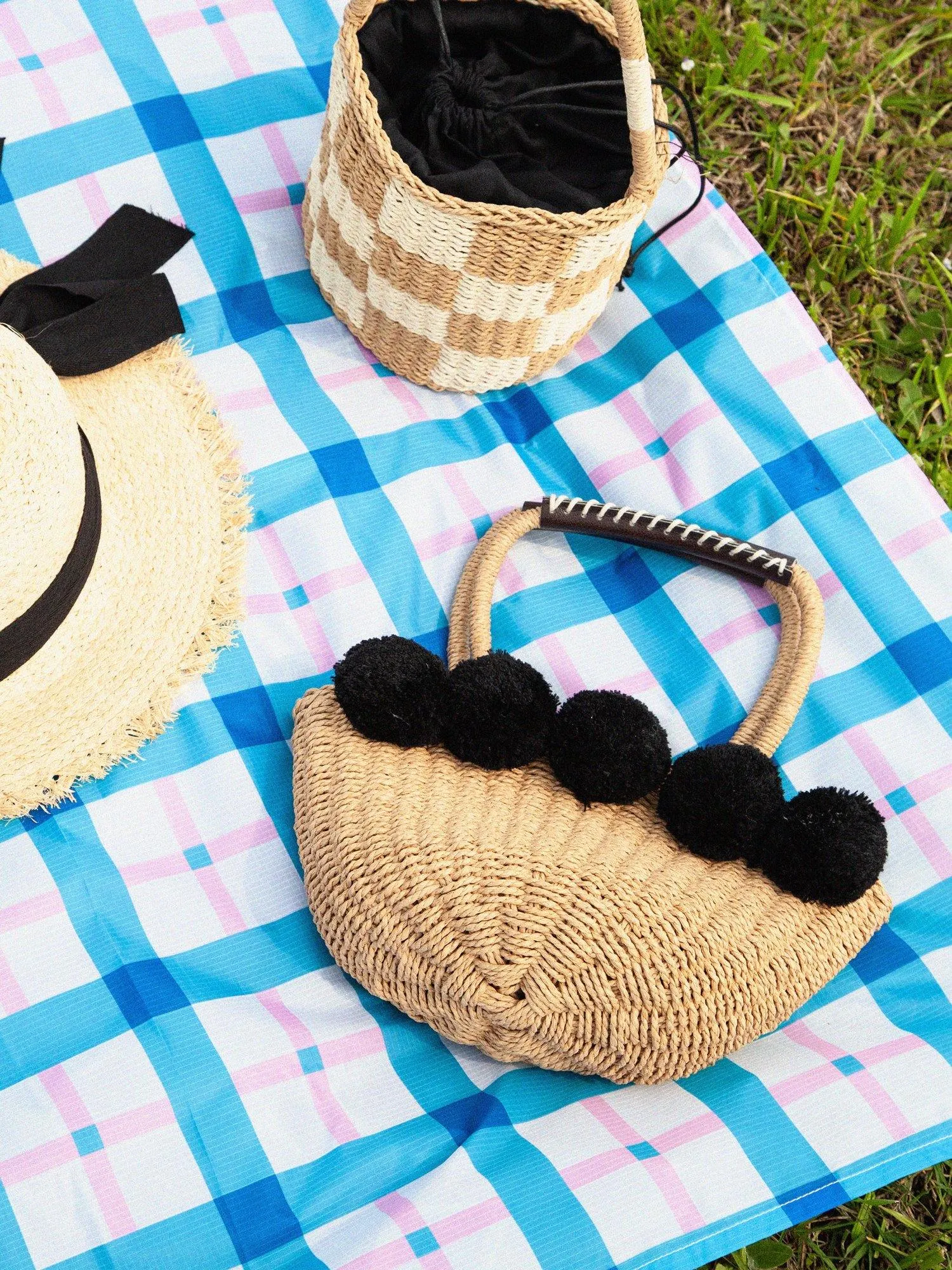 Black Pompom Straw Bag