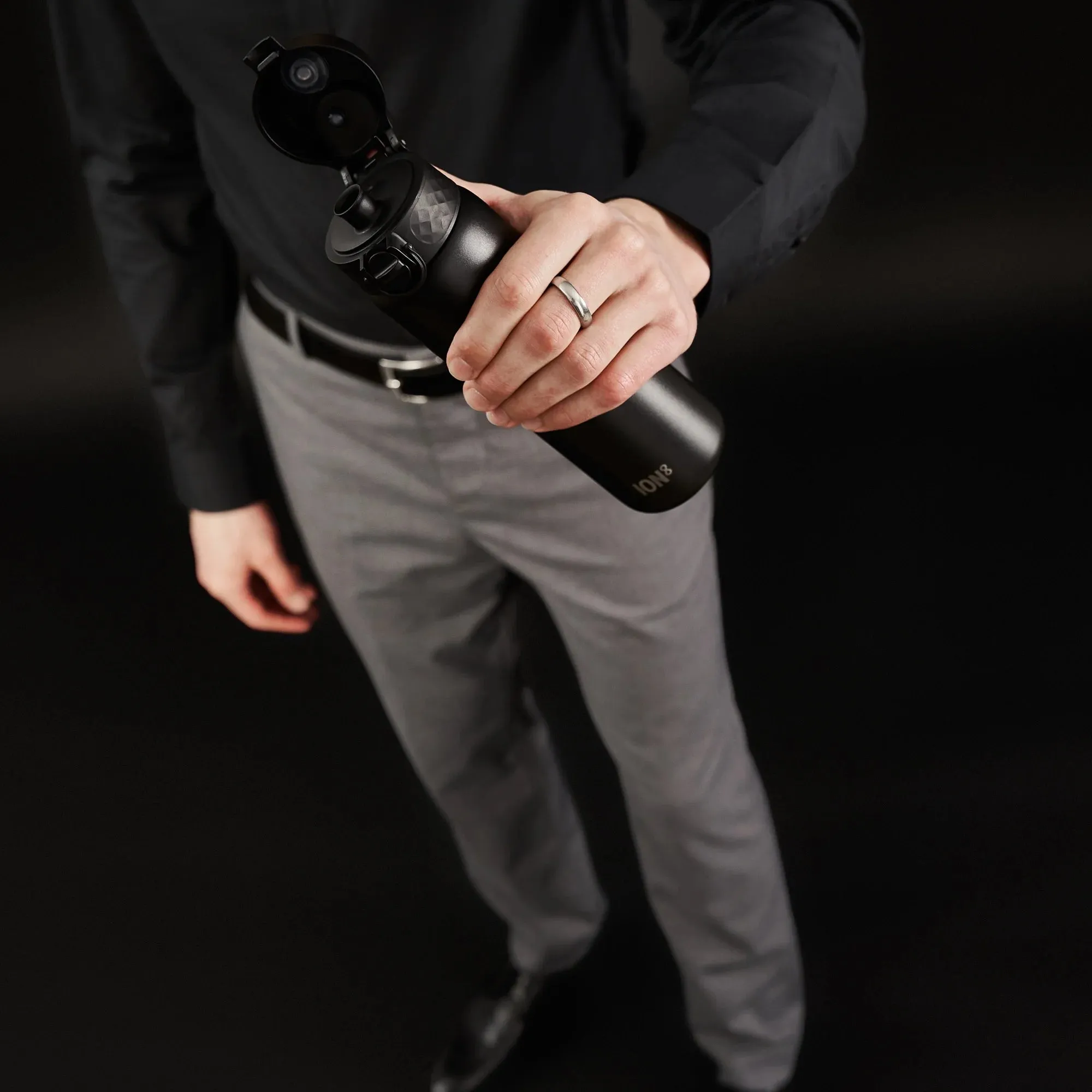 Leak Proof Slim Water Bottle, Stainless Steel, Black, 600ml (20oz)