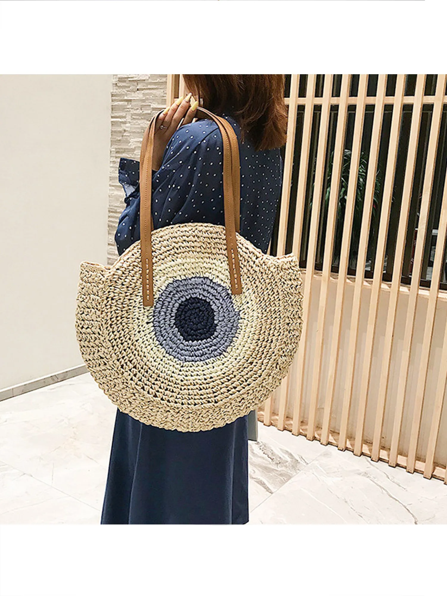 Straw Circle Tote